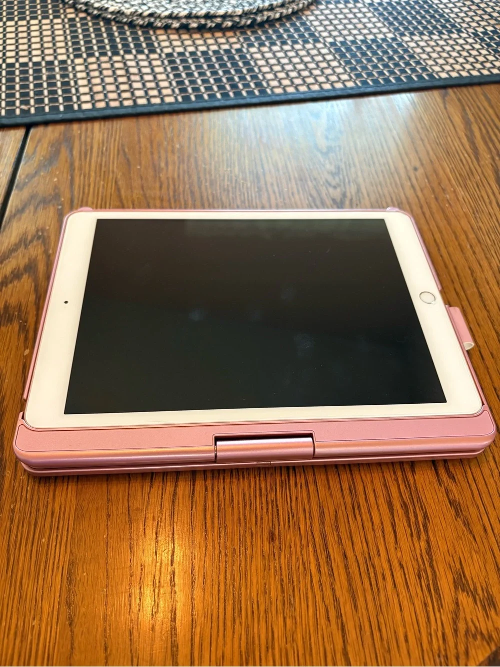 Apple this ipad